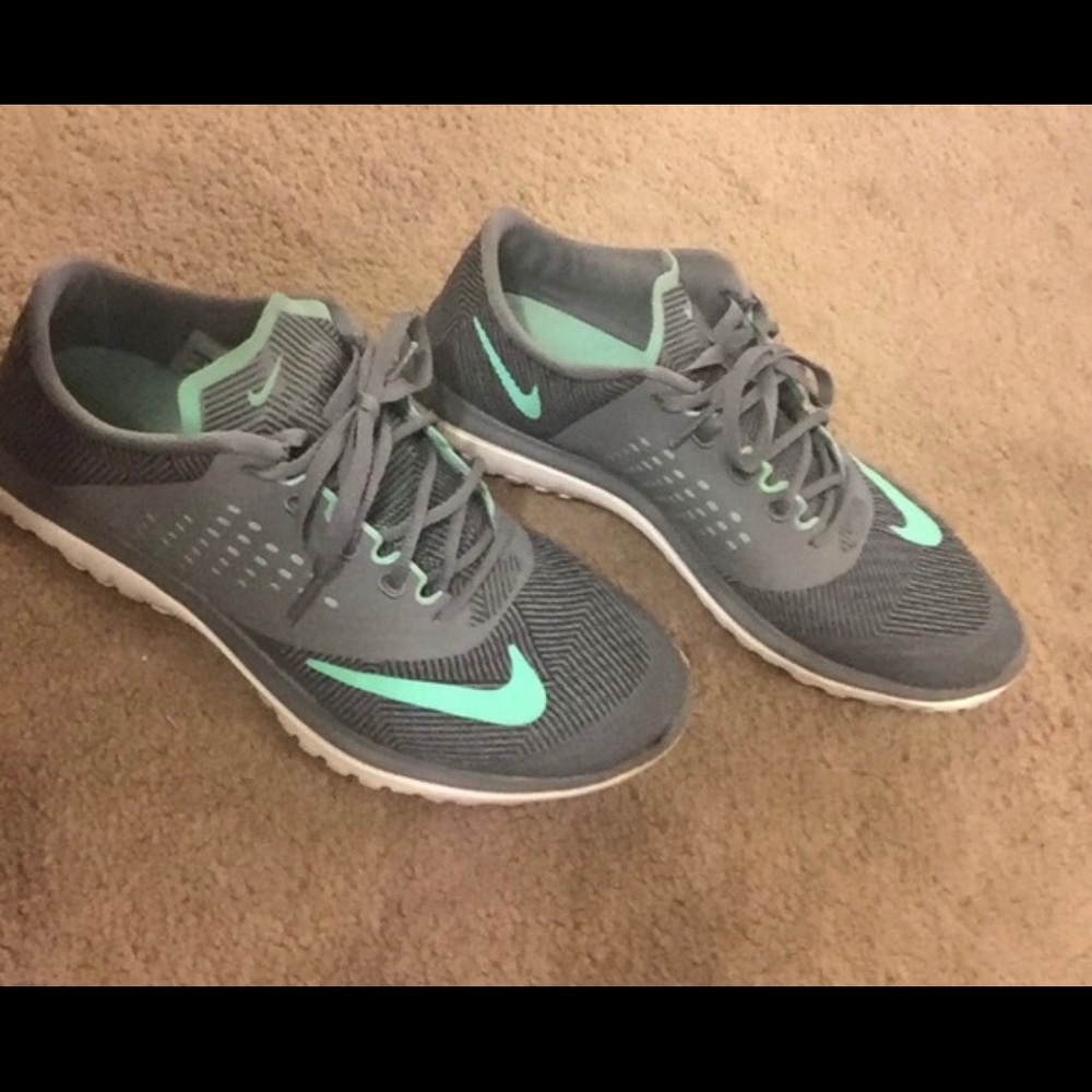 Nike women’s shoes